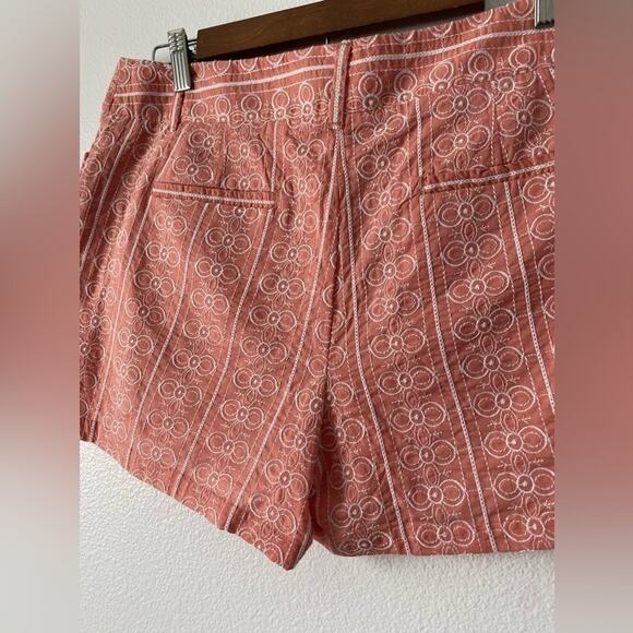 Loft BOHO Womens 8 Cottagecore Pink and White Embroidered 4" Shorts Beach Travel - Picture 5 of 11